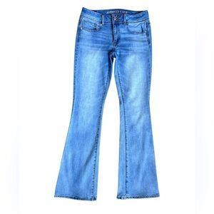 American Eagle Outfitters Super Stretch Kick Boot Jeans size 4 Short